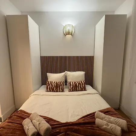 Casa - T4, Proche Apartment *